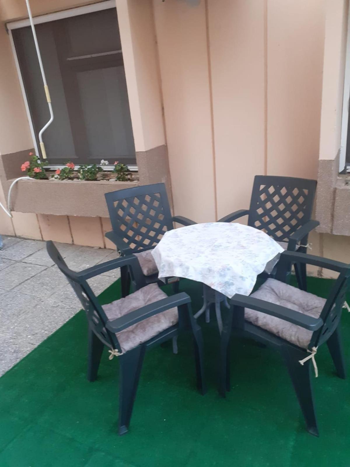 Apartments Aleksandar Petrovac Szoba fotó